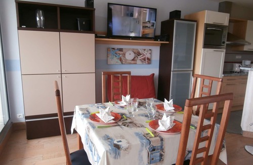 Trevou-Treguignec Apartment | Equipped rental for 2/3 people + 1 baby