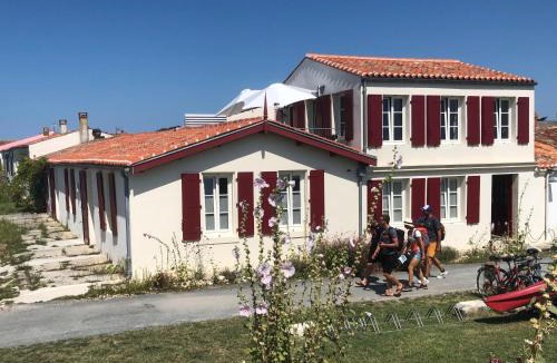 Ile-d'Aix House | Escale Aixoise, gîte de vacances, vue mer, 5 chambres