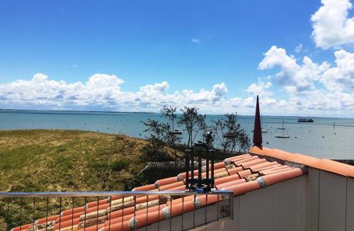 Ile-d'Aix House | Escale Aixoise, gîte de vacances, vue mer, 5 chambres