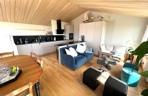 Ile-d'Aix House | Escale Aixoise, gîte de vacances, vue mer, 5 chambres