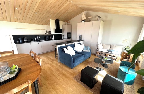 Ile-d'Aix House | Escale Aixoise, vacation home, sea view, sleeps 5