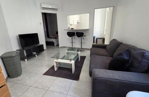 Marignane Apartment | Escale au Centre-ville, Aéroport, Gare TGV