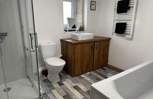 Londigny Bed & Breakfast | Esprit Charentais - The Byre