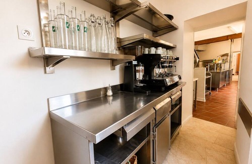 Dirac House | Estate overlooking the lake - Walking trails - Swi