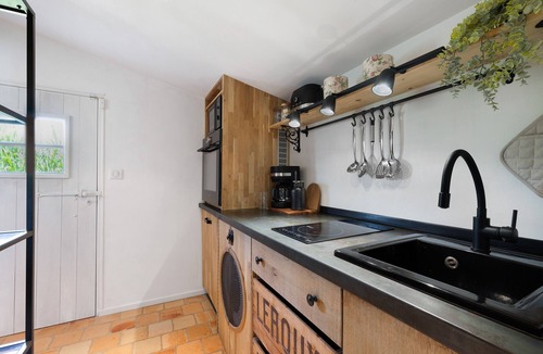 Le Perrier House | Exceptional Stay in a Group Cottage for 10 Near the Beach