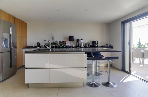 La Cadiere-d'Azur Villa | Exceptional villa with sea and country views 4 suites