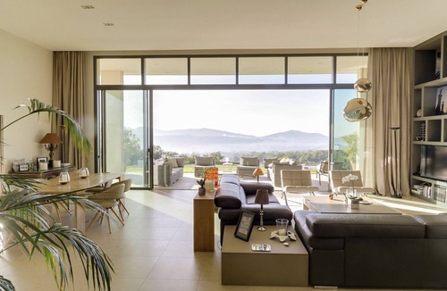 La Cadiere-d'Azur Villa | Exceptional villa with sea and country views 4 suites