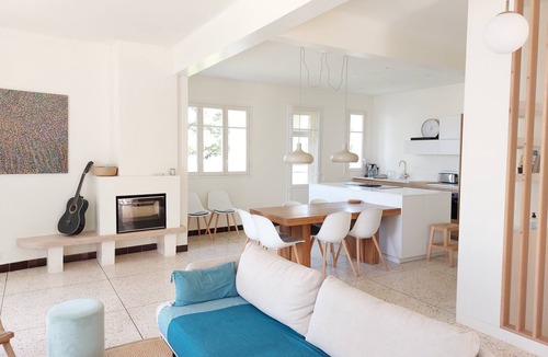 Le Pradet Villa | Exceptional villa with sea access from garden & pool