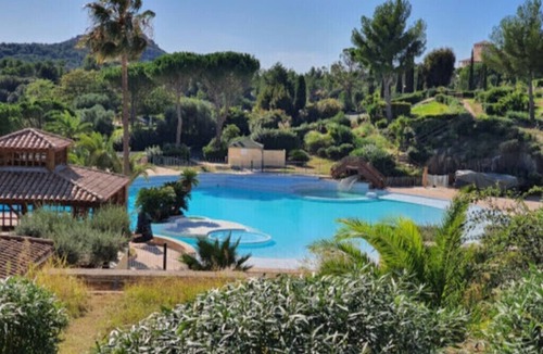 Cap Esterel Apartment | ☀️F2 3 * ST RAPHAEL Cap Esterel 5 px Sea View clim beach & pools 5 min