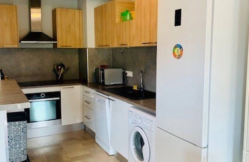 Amelie-les-Bains-Palalda Apartment | F3 Apartment with parking in Amélie-les-Bains, sleeps 4, near thermal baths