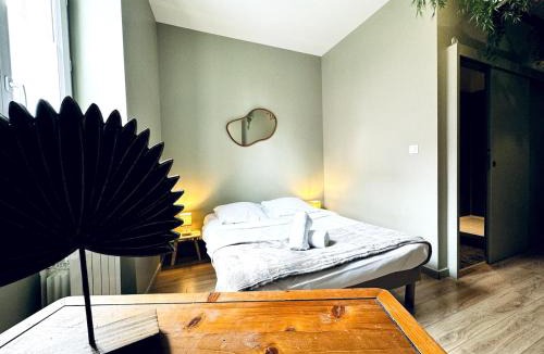 7th Arrondissement Apartment | Faidherbe 3 - Studio - Jean Mace