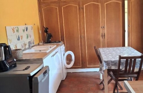 La Garde Villa | First floor villa 6km from the sea