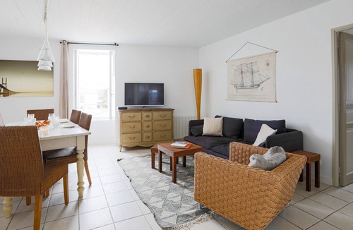 Les Portes-en-Re Apartment | Flat with garden in the heart of Les Portes en Ré