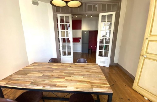 Centre Ville House | FLOYDROOM'S Pau chambre hôtes dans appartement partagé proche château
