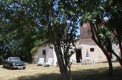 Ussel House | Former sheepfold in the middle of an orchard and a 2 ha meadow