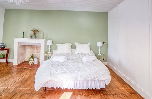 Brantome-en-Perigord Cottage | Gite Brantôme en Périgord-Brantôme, 4 bedrooms, 12 persons