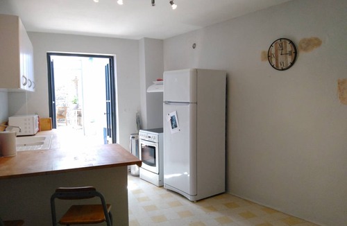 Saint-Paul-Trois-Chateaux Apartment | 90 m² Apartment ∙ 1 bedroom ∙ 2 guests