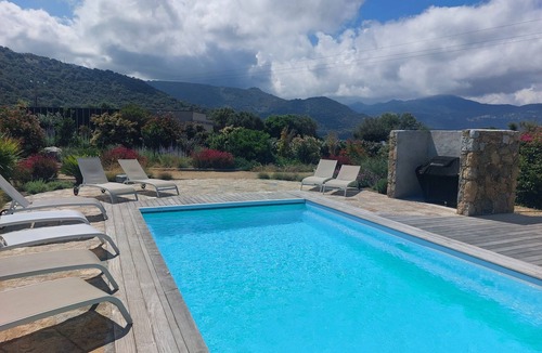 Marine de Davia Villa | Frelma Casa Villa
