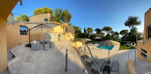 Mougins Villa | FRGK Datcha Luxury Villa Mougins Pool, Garden & Ultra-Fast Wi-Fi