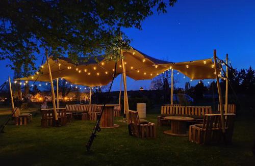 Saint-Pardoux-la-Riviere Other | Friendly Camping and Lodges