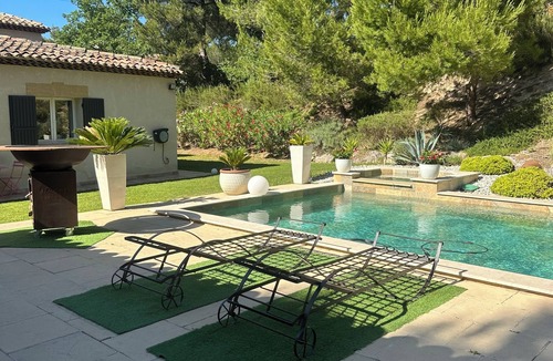 Les Pennes-Mirabeau House | Fully equipped Provencal villa