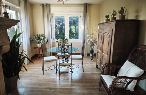 Castelnaudary Apartment | Fully self-contained apartment near the Canal du Midi and downtown