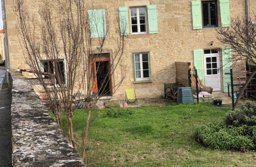 Saint-Donat-sur-l'Herbasse Bed & Breakfast | Gîte des collines