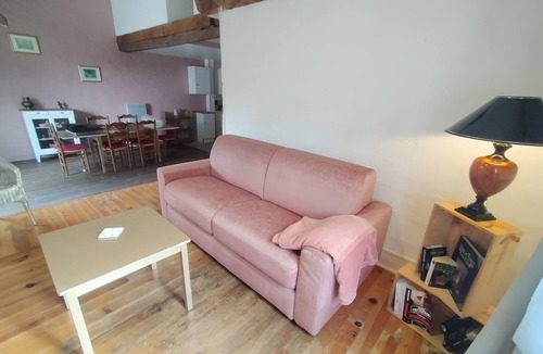 Bellon Cottage | Gîte "danielle" Classé 3 Pour 6 Personnes Avec Piscine