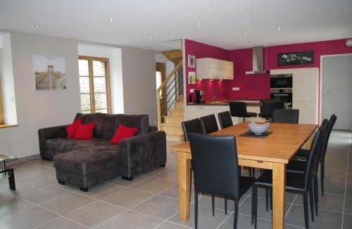 Lieuron House | Gîte Des Hirondelles