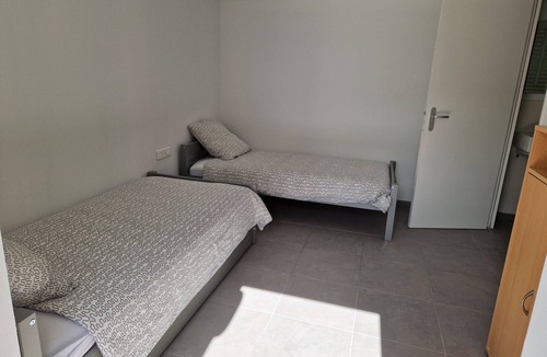 Le Cloitre-Saint-Thegonnec Hotel | Gîte d'étape du Cragou - OSTAL