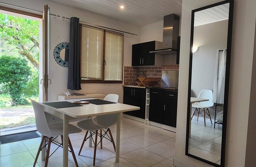 Tour-de-Faure Apartment | Gîte studio Le Jacquou