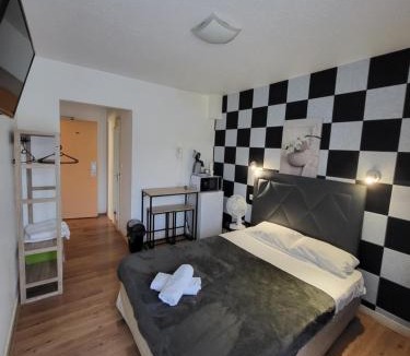 Sennece-les-Macon Bed & Breakfast | GA location