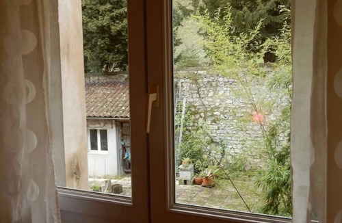 Secteur 2 Apartment | Garden studio, Grenoble city center