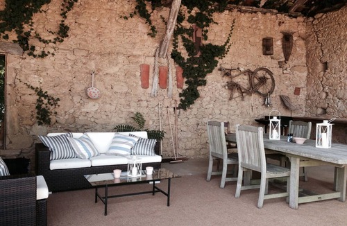 Tourdun House | Gers 5bed Farmhouse , splendid views & stunning pool near Marciac sleeps 10 -12