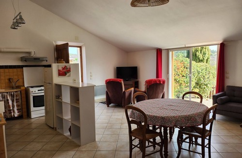Roussillon Cottage | Gite à la Campagne