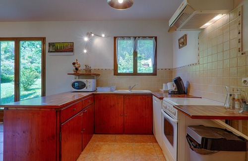 Privas Cottage | 'Gite 07' : Small house with private garden