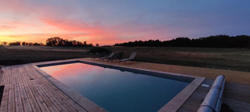 Carnac-Rouffiac House | Gite Barcarolle - 5 pers - piscine Privatisée