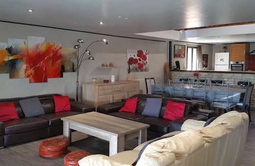 Beaumarches House | Gîte for 8 people with swimming pool