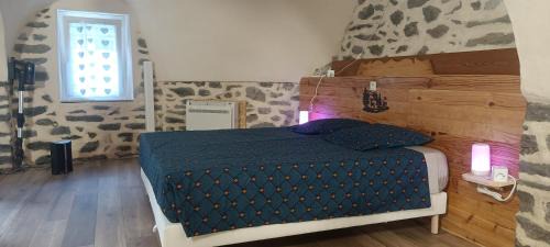 Saint-Martin-de-la-Porte Apartment | gite le bec d'aigle 1 ou 2 pers tarif modulable