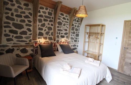 Le Vaulmier Cottage | Gite Le Vaulmier, 2 bedrooms, 4 persons