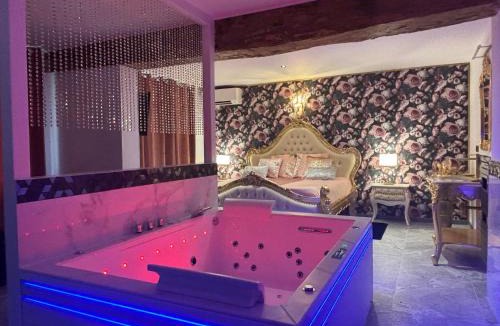 Etriche House | Gite Princesse Château du Pré Neuf