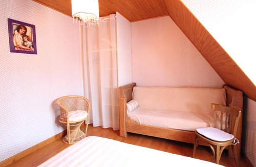 Saint-Illide Cottage | Gite Saint-Illide, 3 bedrooms, 6 persons