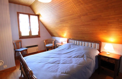 Saint-Illide Cottage | Gite Saint-Illide, 3 bedrooms, 6 persons