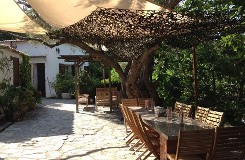 Coti-Chiavari House | Golfe Ajaccio sud La Castagna: Charming waterfront home!