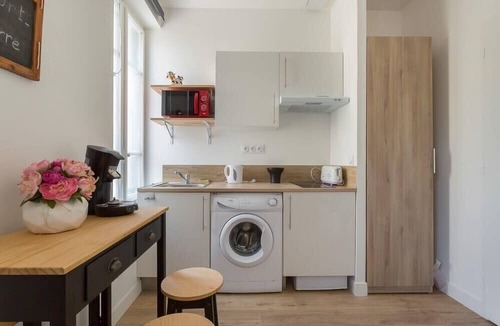 7th Arrondissement Apartment | Gouy's studio - close to subway