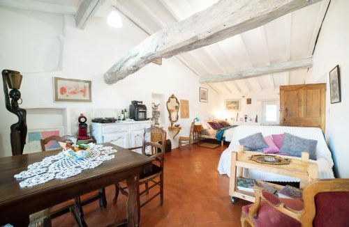 Maureillas-Las-Illas Apartment | Grand Studio Terrasse-Loft Bohème