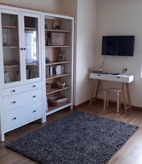 Tregastel Apartment | Grand T2 Côte de granit rose plages et commerces à proximité