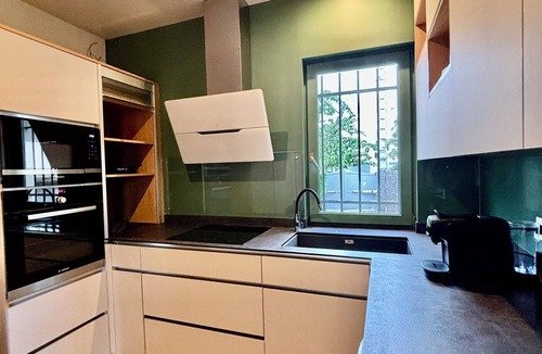 La Pradelle House | Grande Maison Avec Jardin en Centre Ville