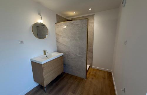 Aydat House | Grange au cœur du parc des Volcans d'Auvergne