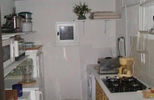 Arca House | Granite house, with large shady garden .